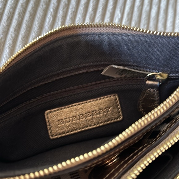 Burberry Lollard Shoulder/Clutch Bag - Picture 12 of 14